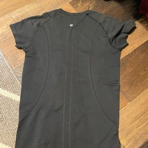 Lululemon Swiftly tech shirt 8